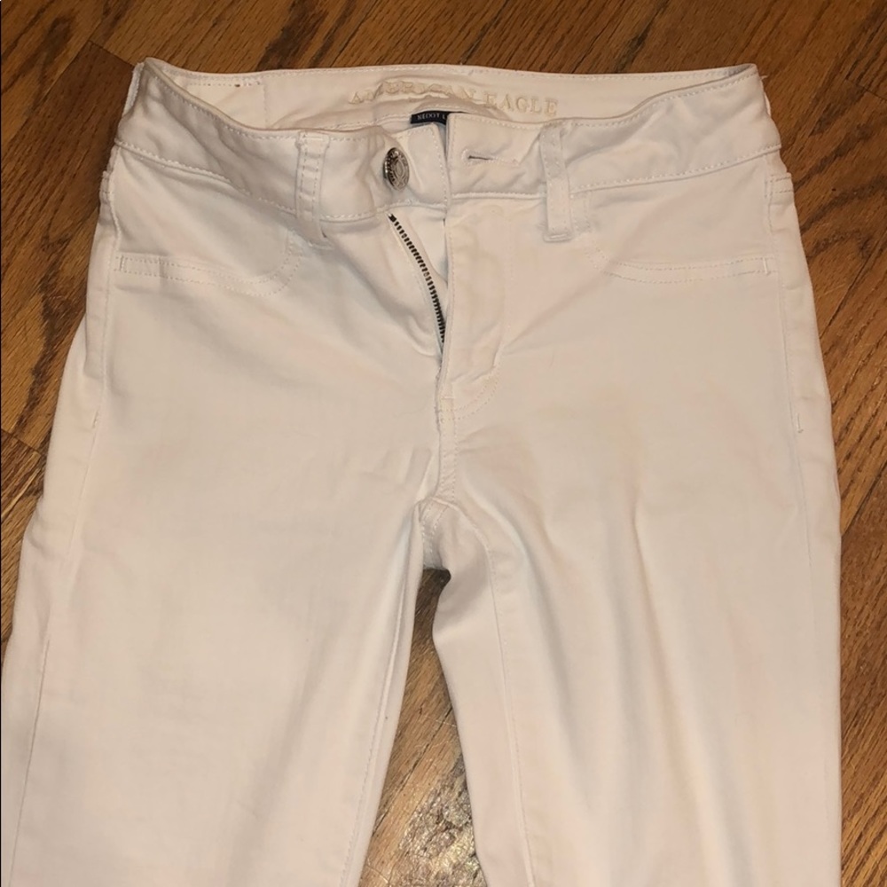 American Eagle Next Level Stretch White Jeans